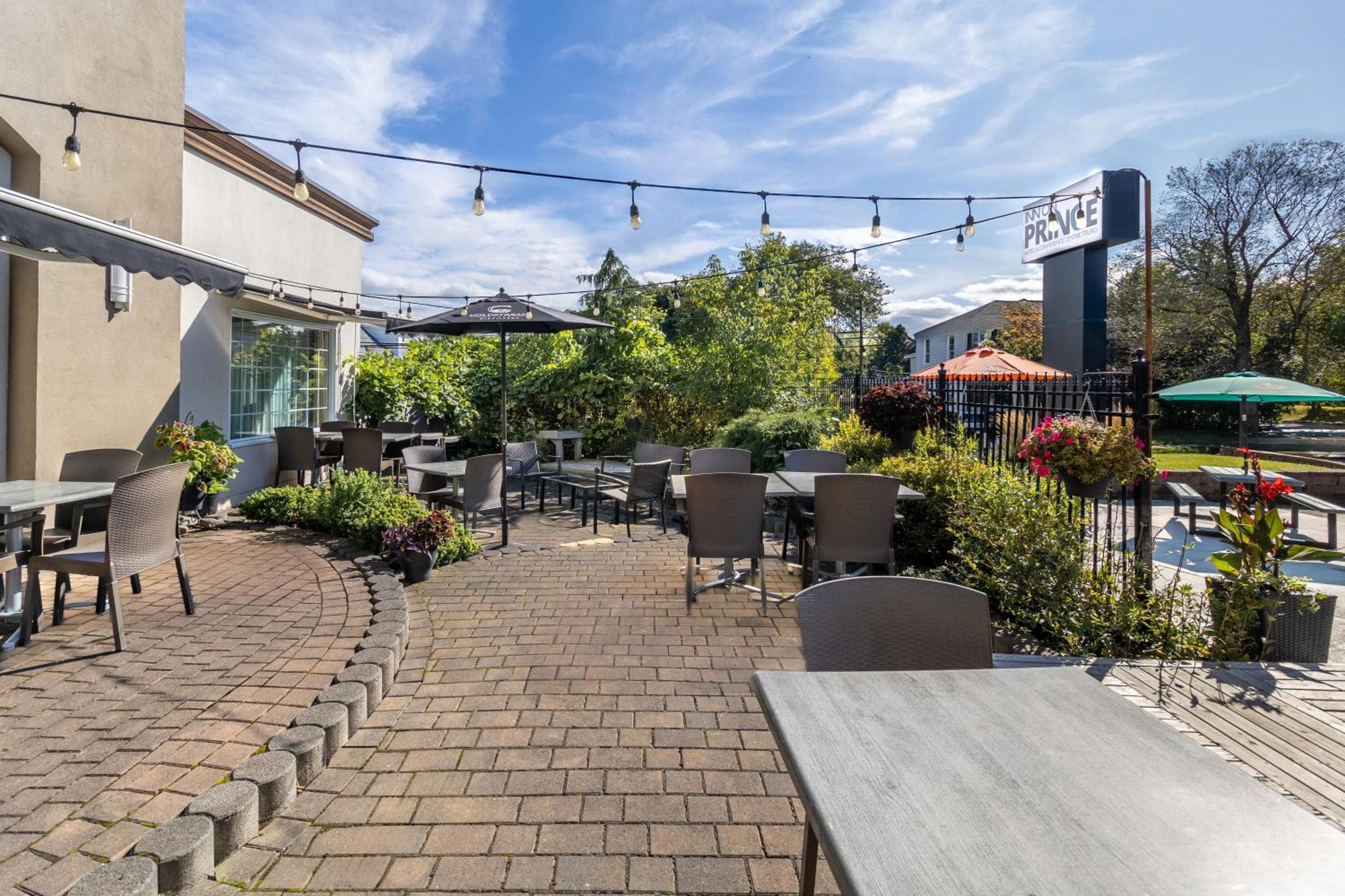 Inn On Prince Hotel And Conference Centre Truro (Adults Only) Esterno foto